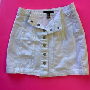 White denim skirt